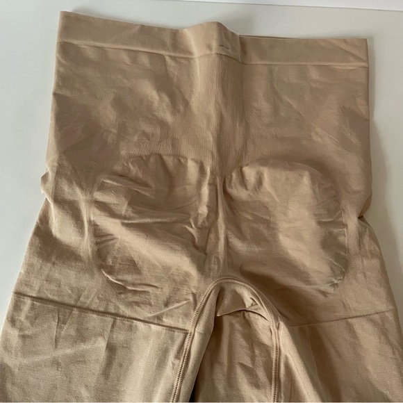 SPANX OnCore High-Waisted Mid-Thigh Short Shapewear Size XL - Picture 5 of 8